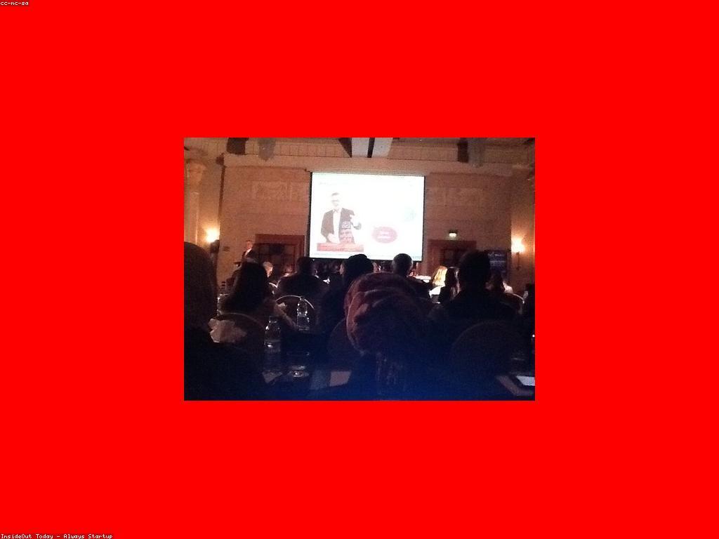 យុទ្ធសាស្ត្រការណែនាំអនឡាញសម្រាប់ការបង្កើនការទាក់ទាញជាមួយអតិថិជន