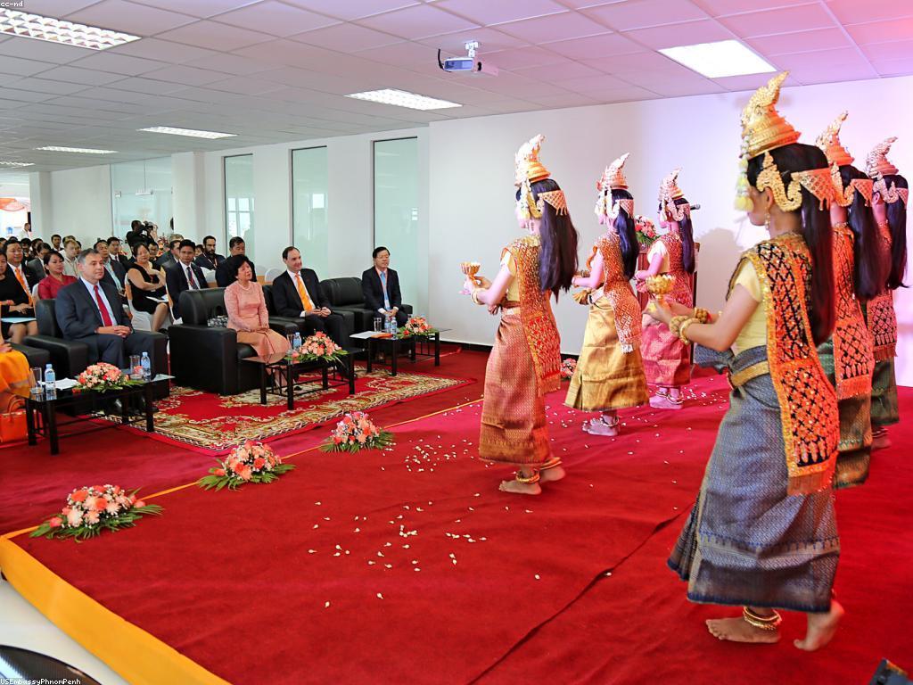 វិធីសាស្ត្រដាក់ប្រាក់ដែលមានប្រសិទ្ធភាពសម្រាប់អ្នកប្រើប្រាស់ថ្មី
