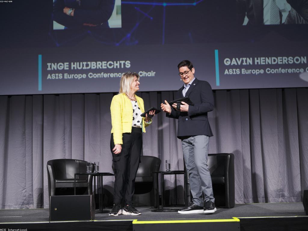 ការពារ និងសុវត្ថិភាព: ចំណុចសំខាន់ៗសម្រាប់ការពារការរស់នៅ